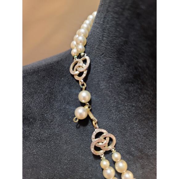Women's Double Strand Pearl Necklace With Decorative Box Clasp Elegant Jewelry - Picture 6 of 6